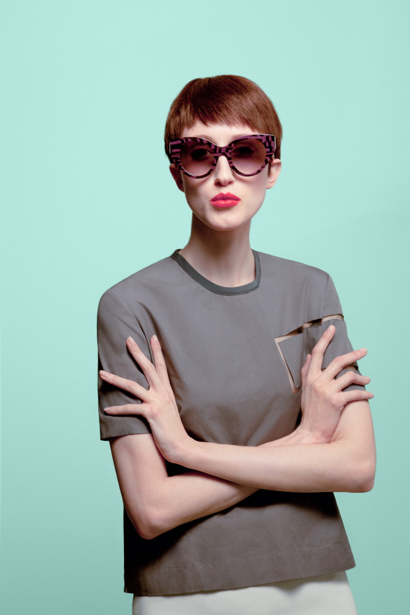 02_FENDI and THIERRY LASRY Sunglasses featuring Anna Cleveland_video frames
