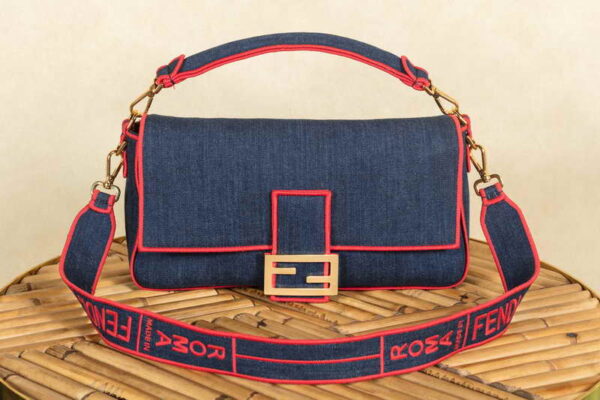 Fendi: the ultimate icon. This is not a bag. It’s aBaguette!