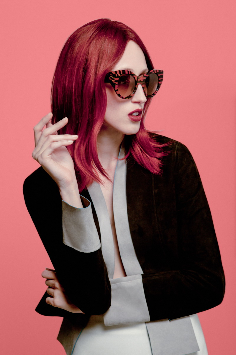 04_FENDI and THIERRY LASRY Sunglasses featuring Anna Cleveland_video frames