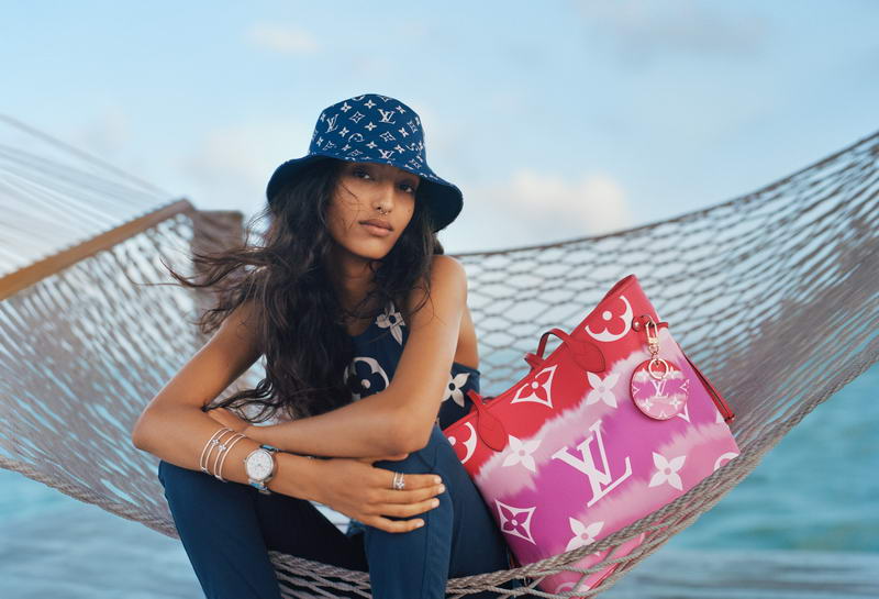 LOUIS VUITTON - LV ESCALE SUMMER 2020