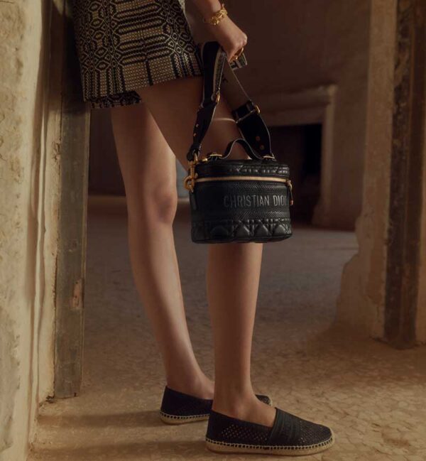 DIOR PRESENTS NEW VANITY FORMATS
