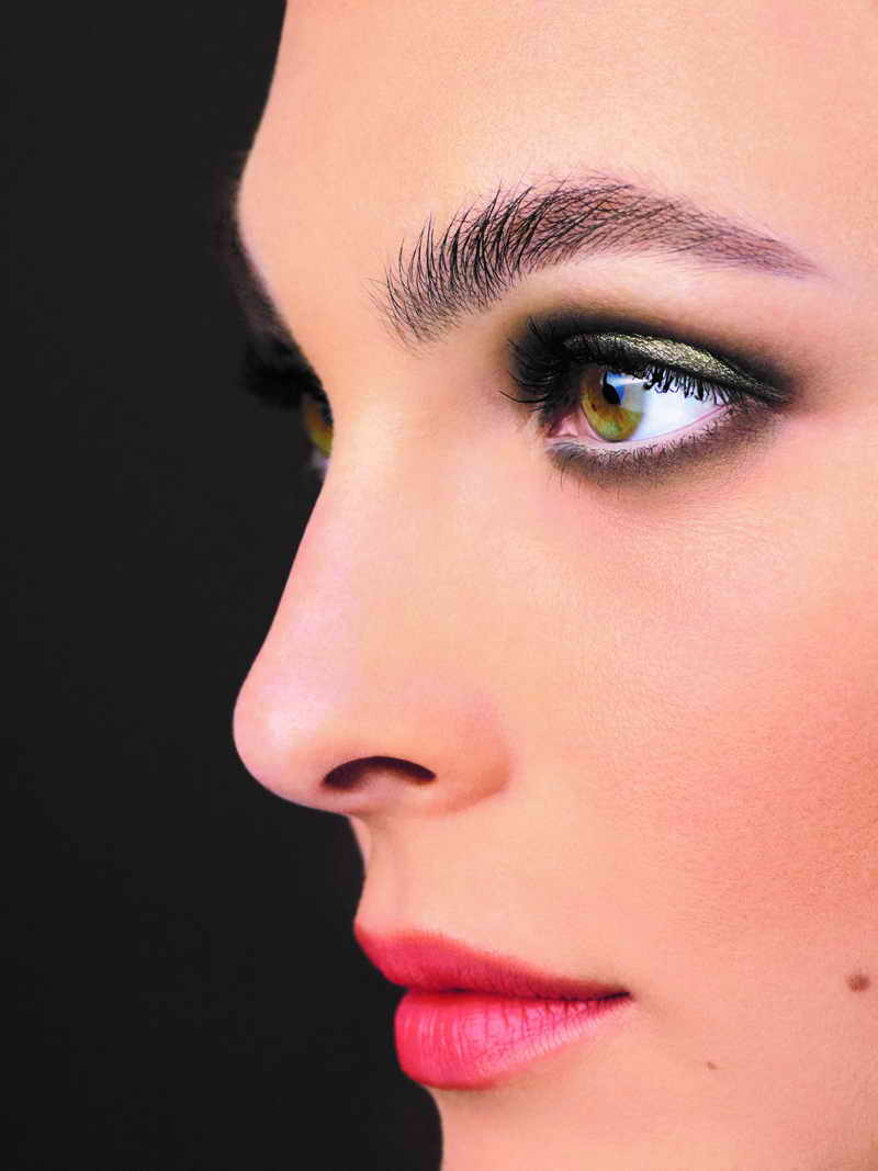 CHANEL Fall Winter Makeup Collection (limited-edition)