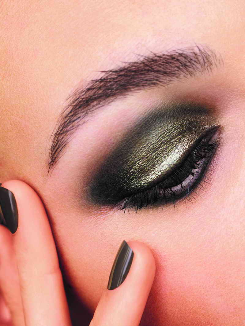 CHANEL Fall Winter Makeup Collection (limited-edition)