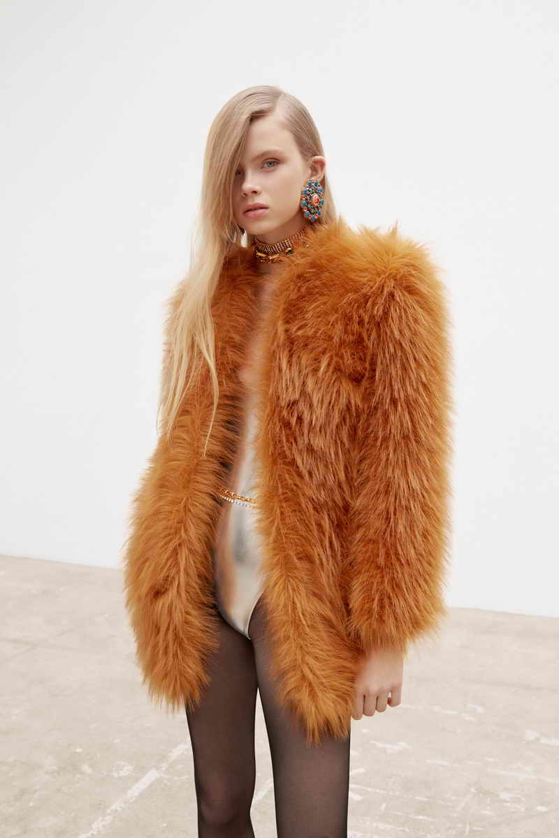 SAINT LAURENT WINTER 2021 - WHERE THE SILVER WIND BLOWS - Photo Courtesy of Saint Laurent