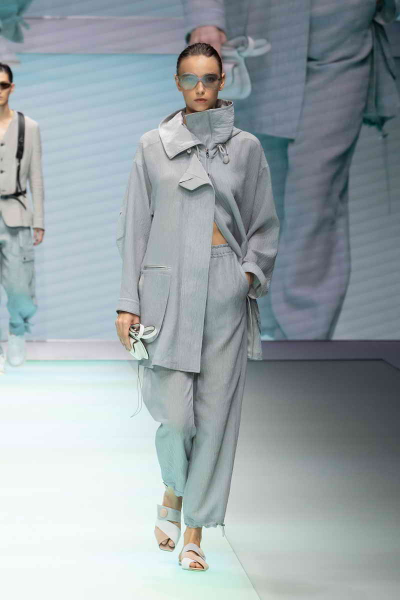 Emporio Armani Men’s and Women’s Spring/Summer 2022 Collection