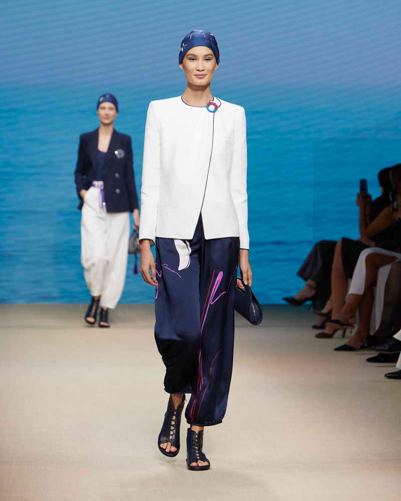 GIORGIO ARMANI 2022 Spring/Summer 2022 Women Collection