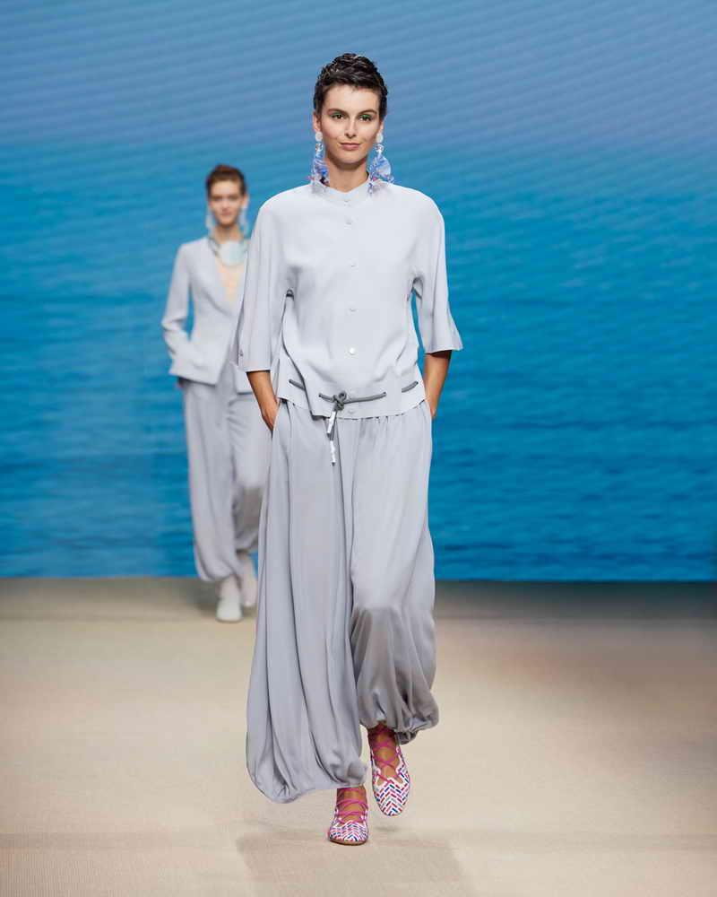 GIORGIO ARMANI 2022 Spring/Summer 2022 Women Collection