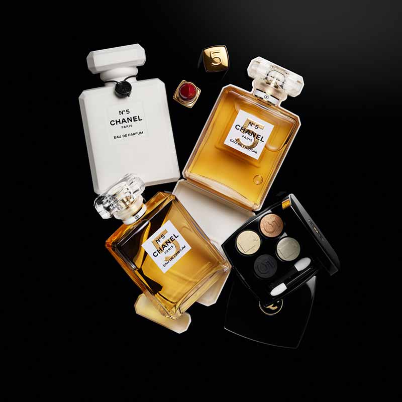 CHANEL Holiday Makeup 2021 Collection