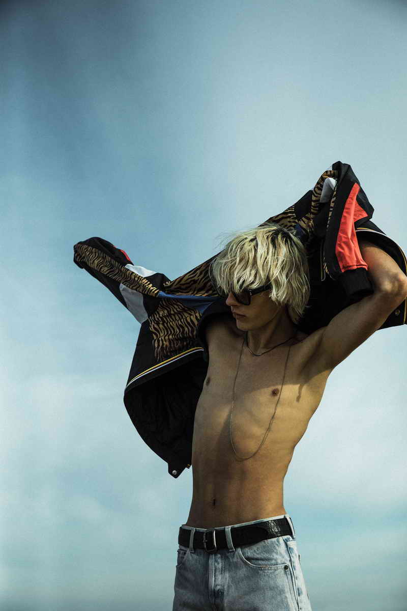 SAINT LAURENT RIVE DROITETHE RIDE