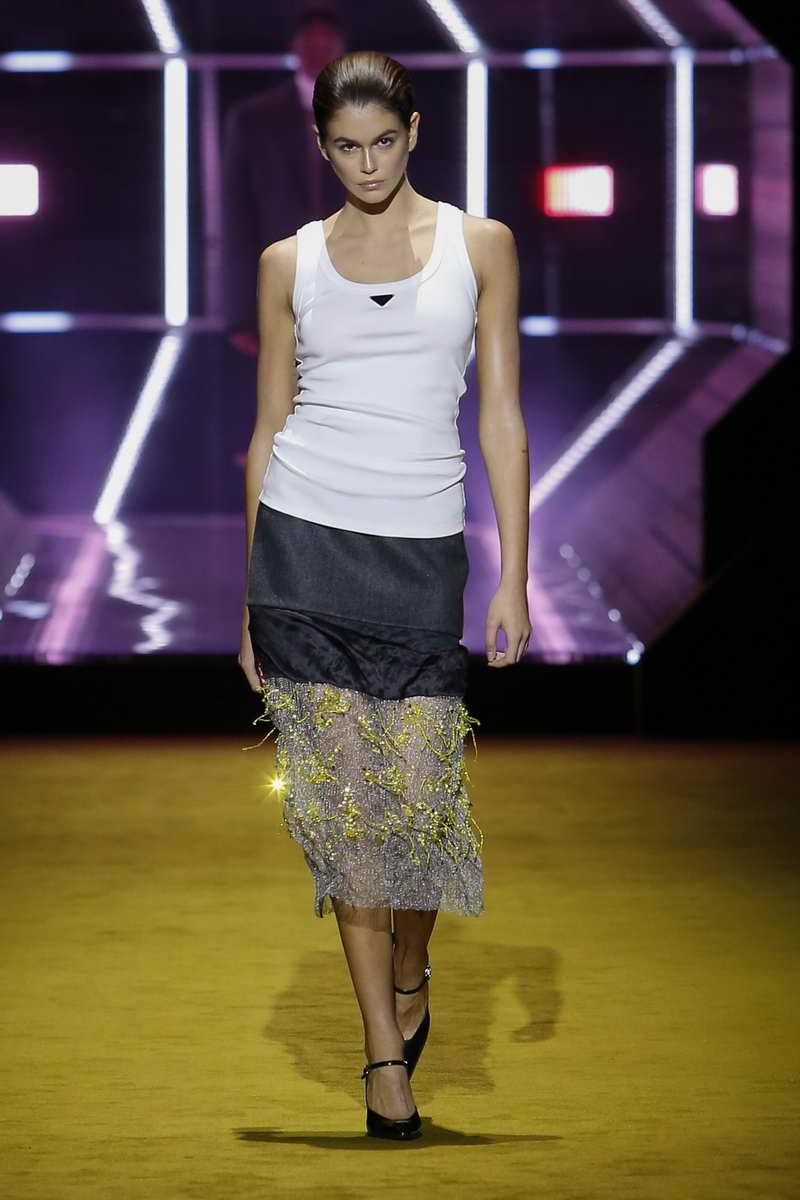 Prada Fall/Winter 2022 Womenswear Show An Ideology Of Prada