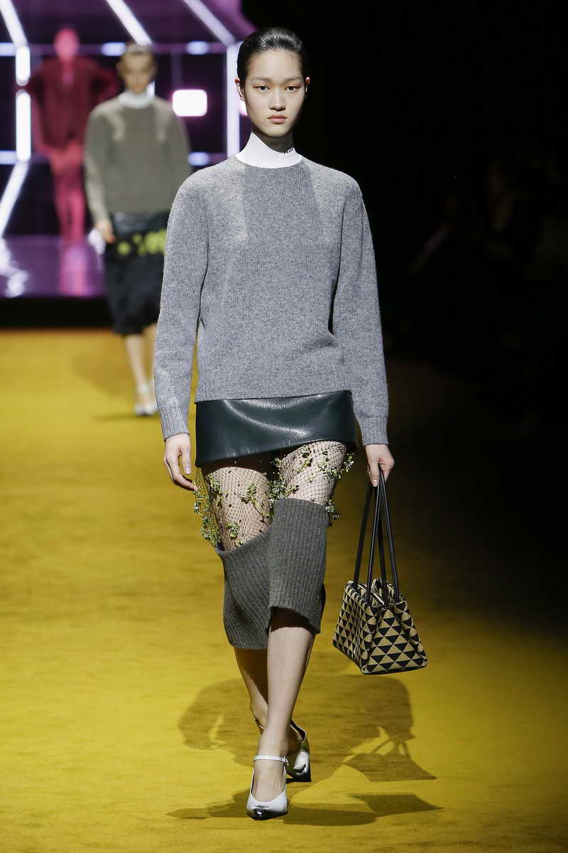 Prada Fall/Winter 2022 Womenswear Show An Ideology Of Prada