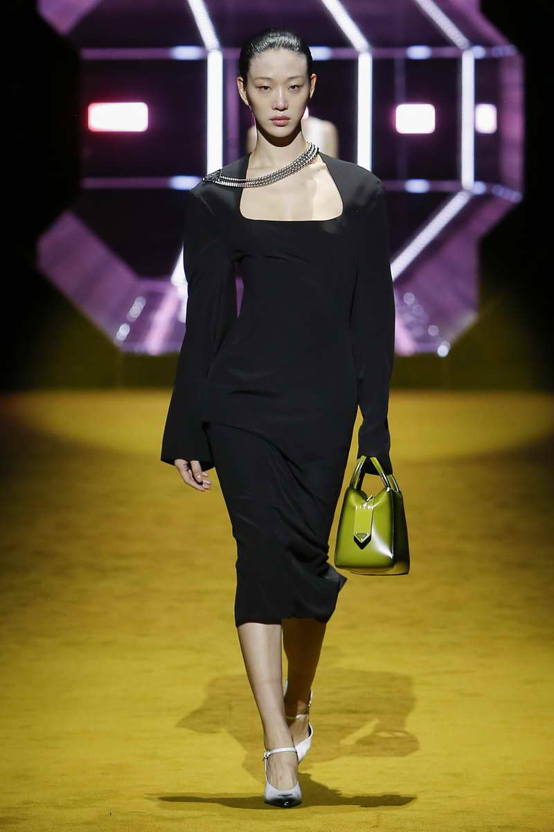 Prada Fall/Winter 2022 Womenswear Show An Ideology Of Prada