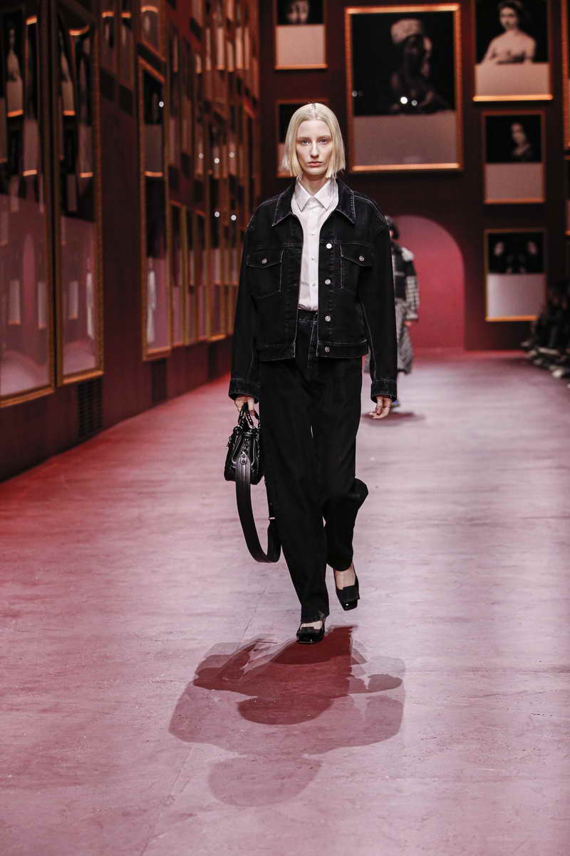 DIOR Ready-to-Wear Autumn-Winter 2022-2023 Collection