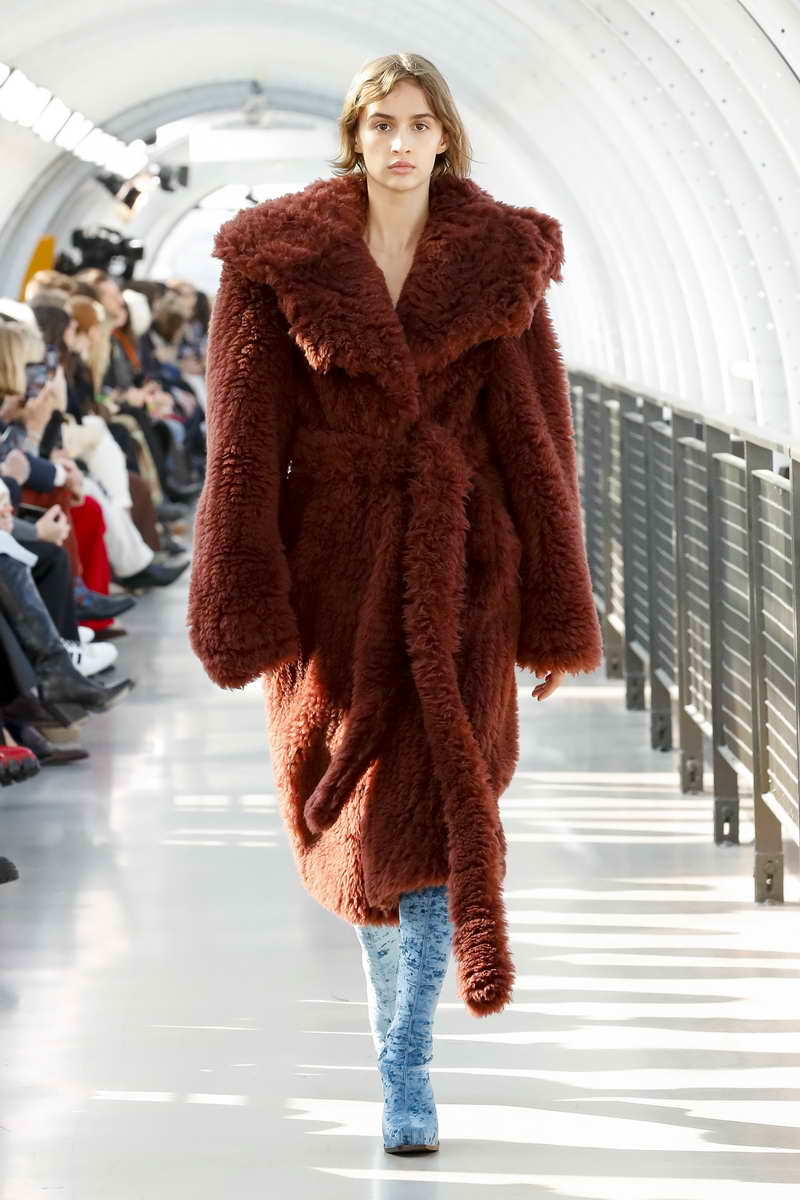 Stella McCartney Winter 2022 Show