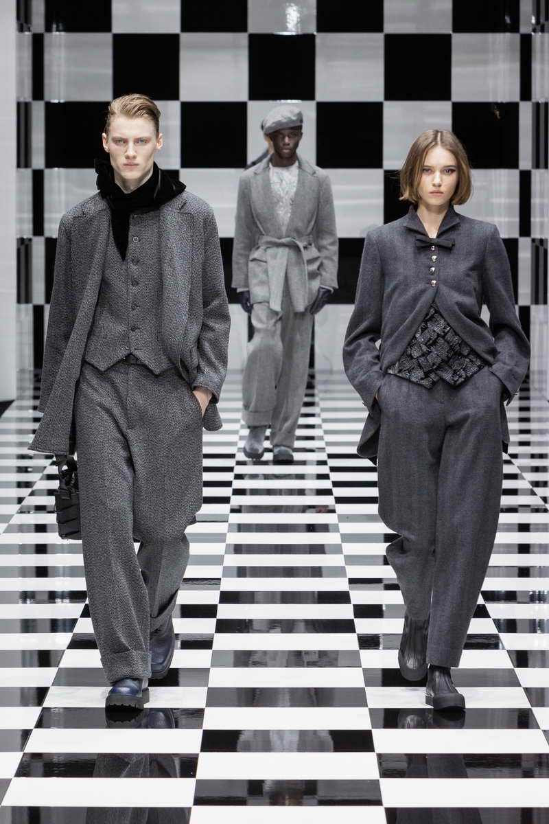 Emporio Armani Men’s and Women’s Fall/Winter 2022 Collection