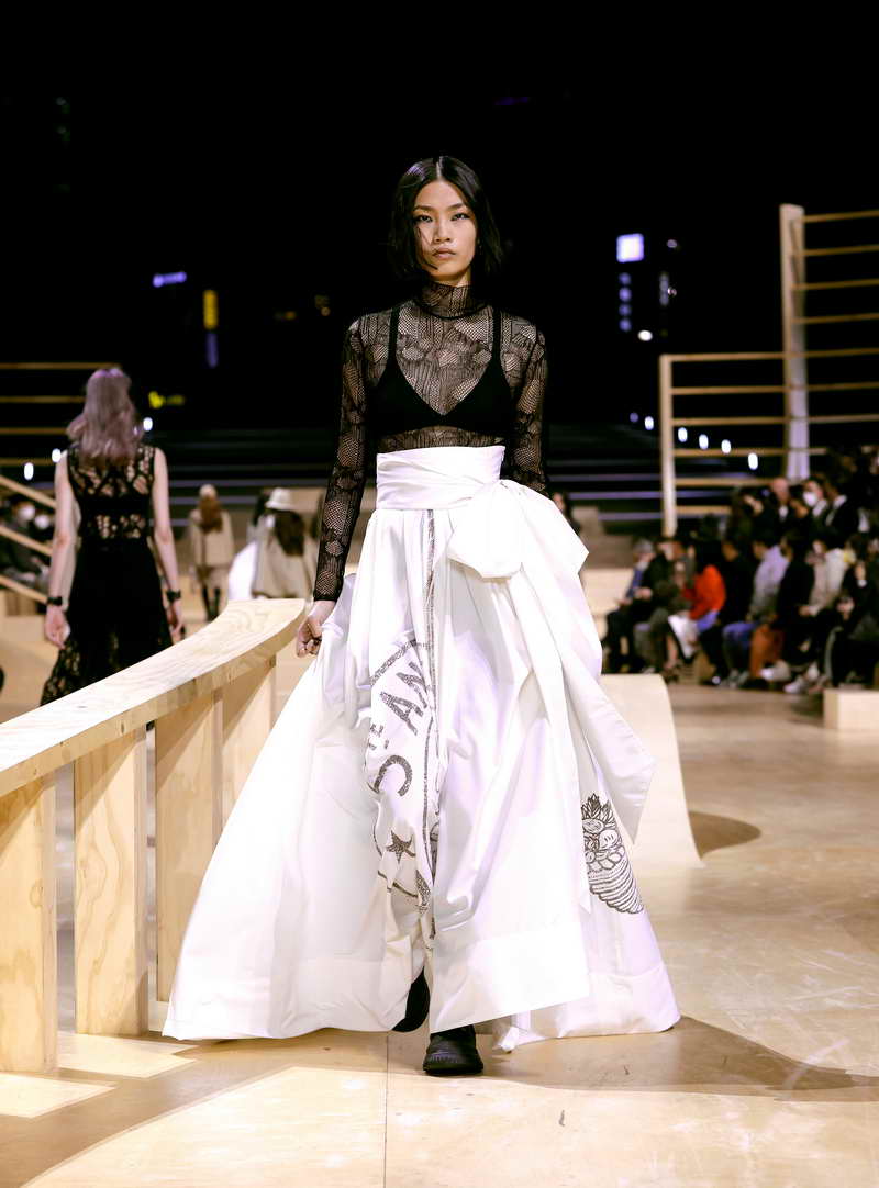 DIOR FALL 2022 SHOW IN SEOUL