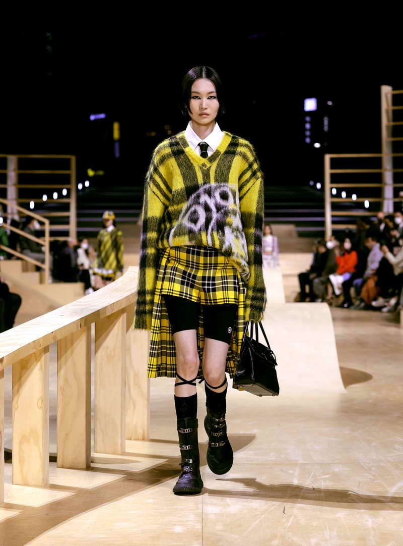 DIOR FALL 2022 SHOW IN SEOUL