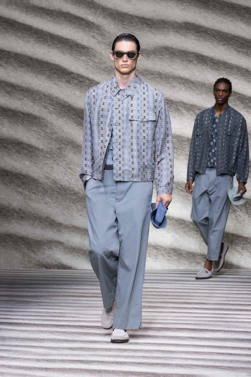 GIORGIO ARMANI SPRING/SUMMER 2023 MENSWEAR FASHION SHOW