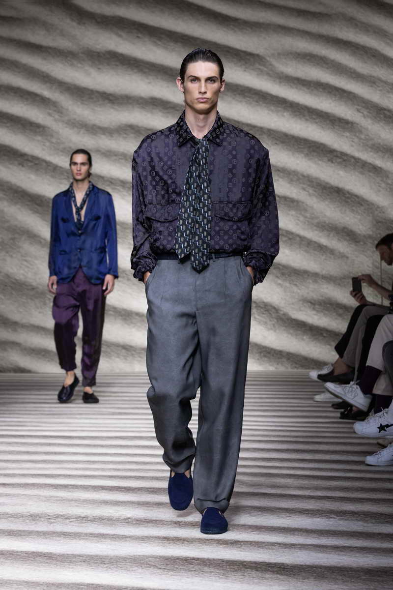 GIORGIO ARMANI SPRING/SUMMER 2023 MENSWEAR FASHION SHOW