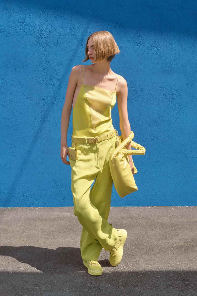 STELLA McCARTNEY SPRING 2023 READY-TO-WEAR