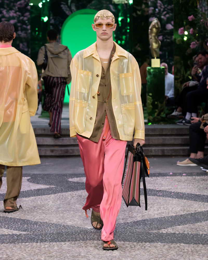 Versace Men’s Spring-Summer 2023