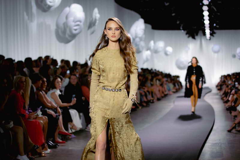 CHANEL 2021/22 Métiers d'art show in Florence