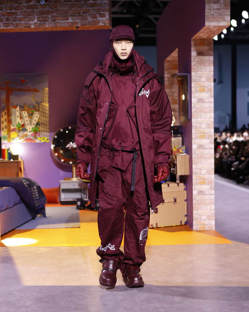 LOUIS VUITTON - FALL WINTER 2023 MEN'S SHOW - Photo courtesy of Louis Vuitton