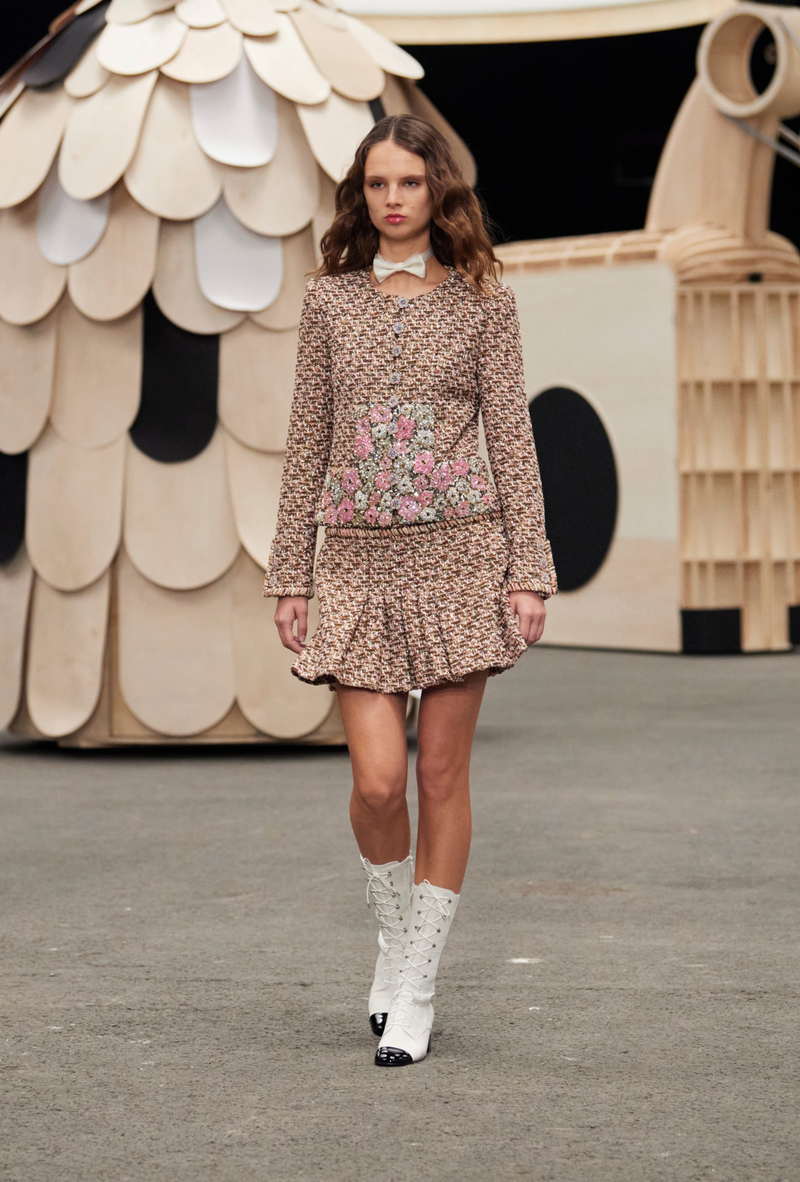 CHANEL - The Spring-Summer 2023 Haute Couture collection - Photo courtesy of CHANEL