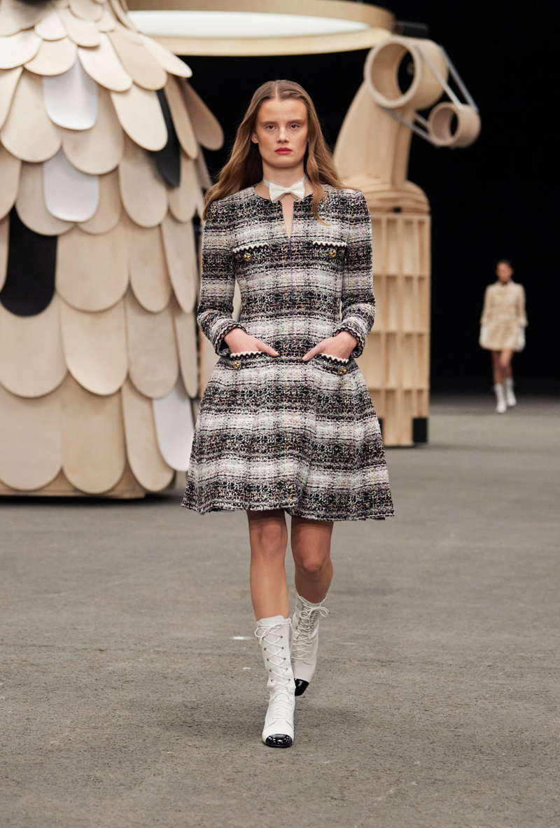 CHANEL - The Spring-Summer 2023 Haute Couture collection - Photo courtesy of CHANEL