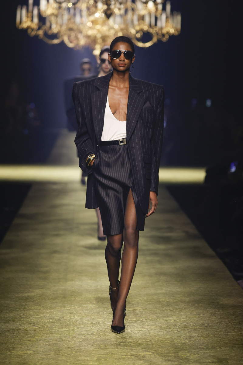 SAINT LAURENT WOMEN’S WINTER 2023 - Photo Courtesy of Saint laurent