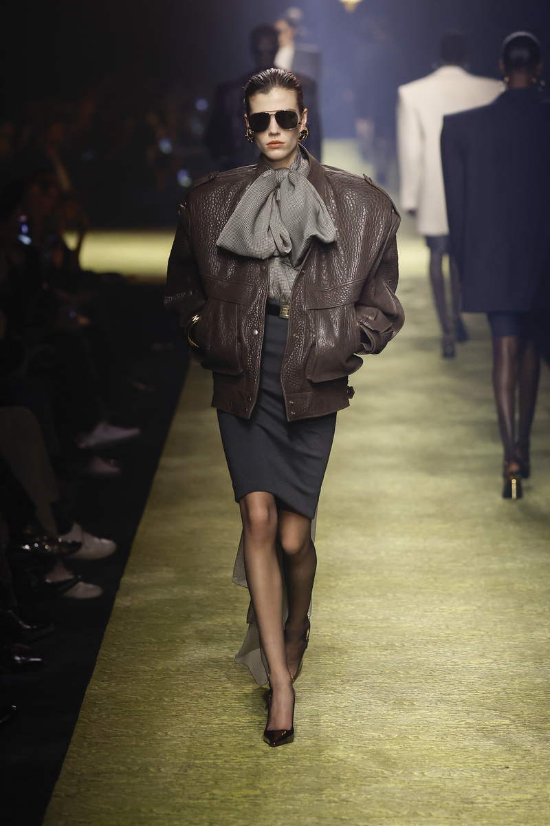 SAINT LAURENT WOMEN’S WINTER 2023 - Photo Courtesy of Saint laurent