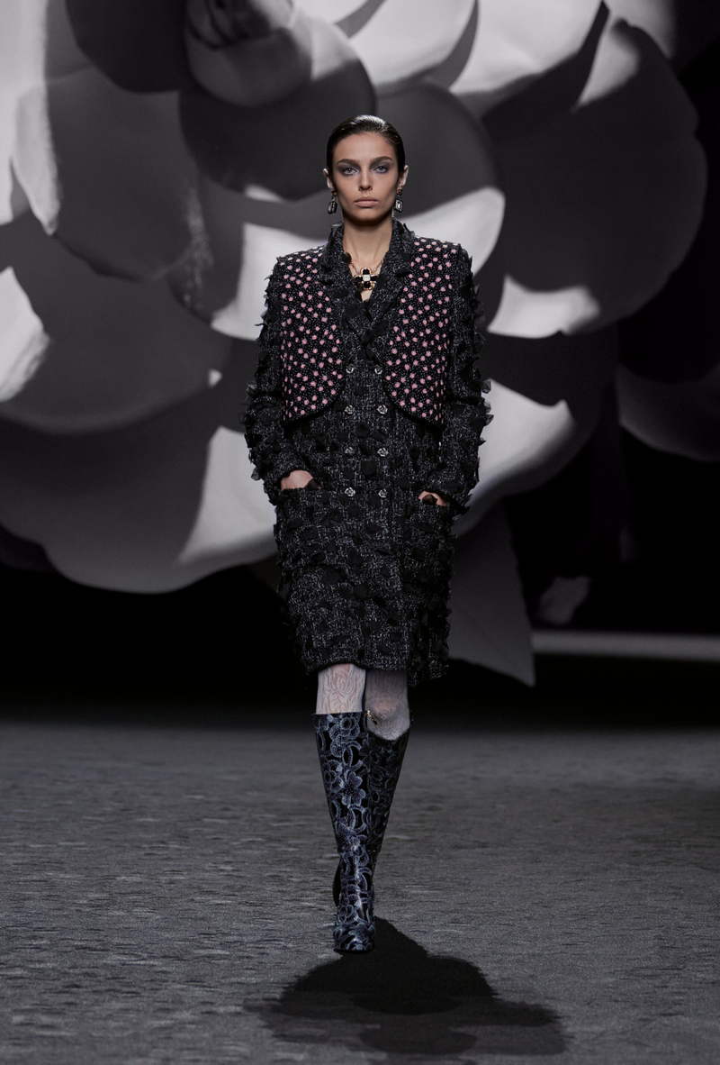 CHANEL. The Fall-Winter 2023/24 Ready to Wear show - Photo Copyright CHANEL