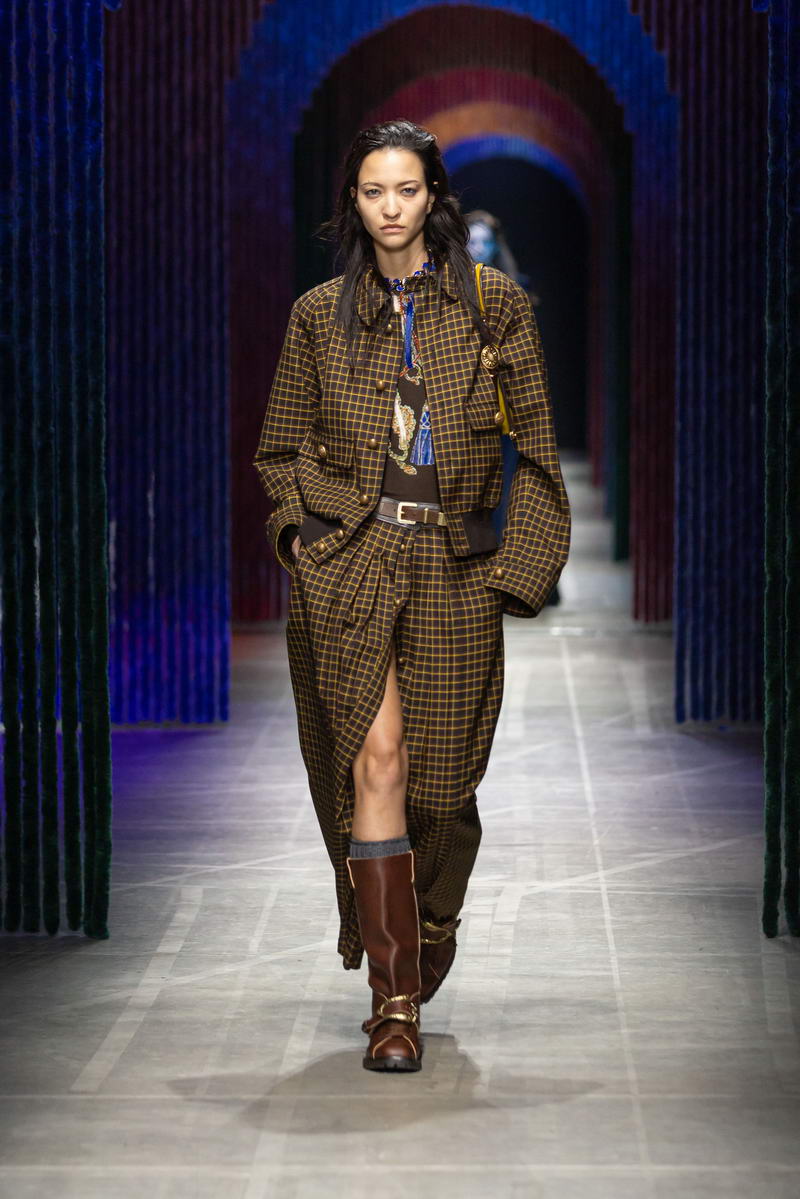 Etro Woman Fall Winter 2026 2027 - Photo courtesy of Etro