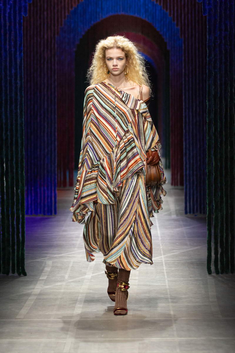 Etro Woman Fall Winter 2026 2027 - Photo courtesy of Etro