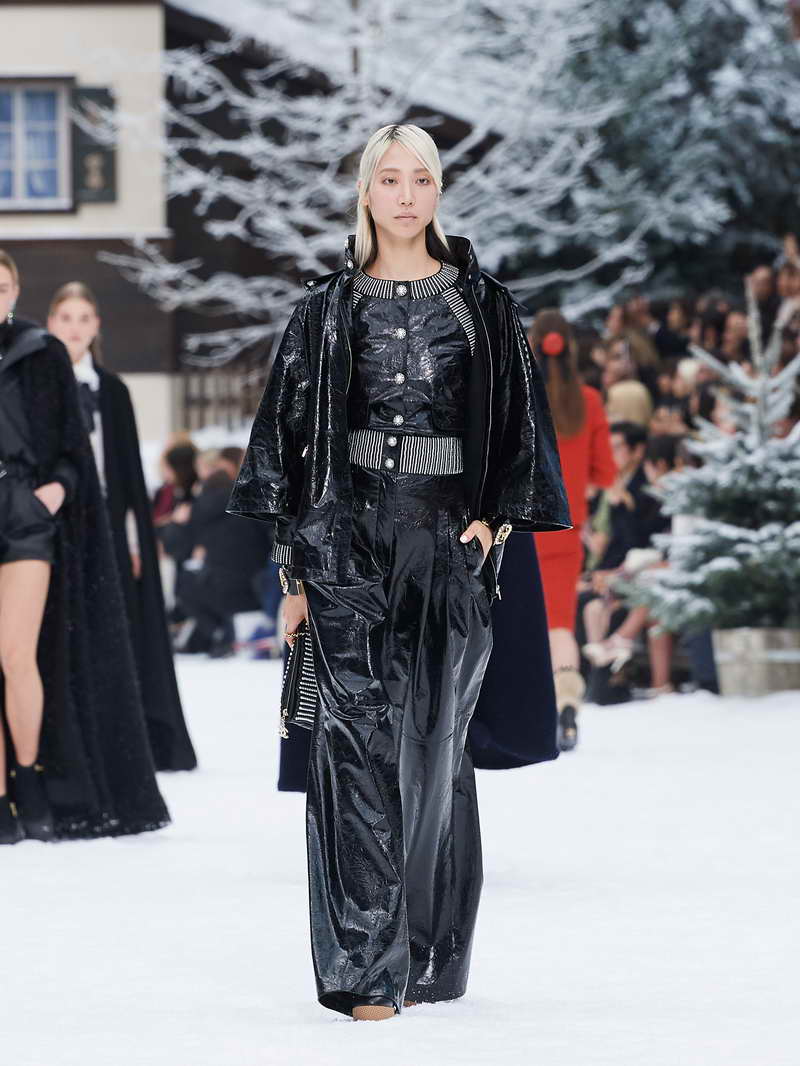 CHANEL Fall Winter 2019/20 Ready-To-Wear Collection