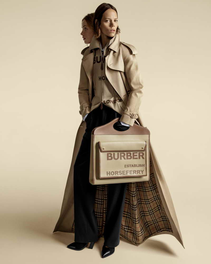 BURBERRY - The Canvas Story