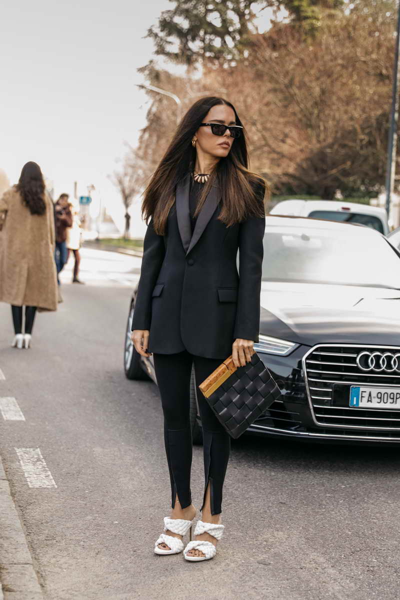 Bottega Veneta Shoes: BV Curve for Spring 2020