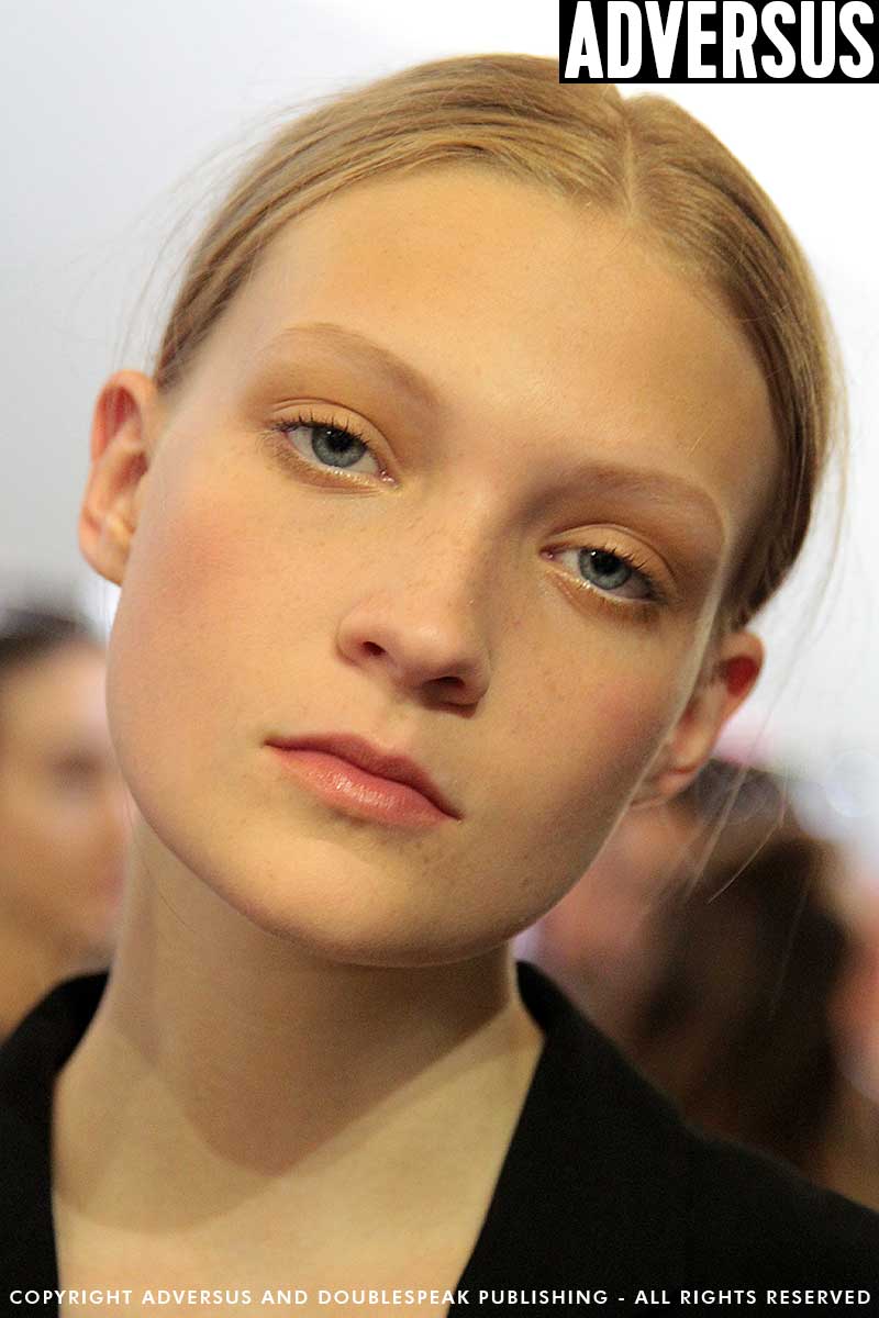Hair trends 2018. Sun kissed summery hair at Mila Schön. Interview with Peter Gray