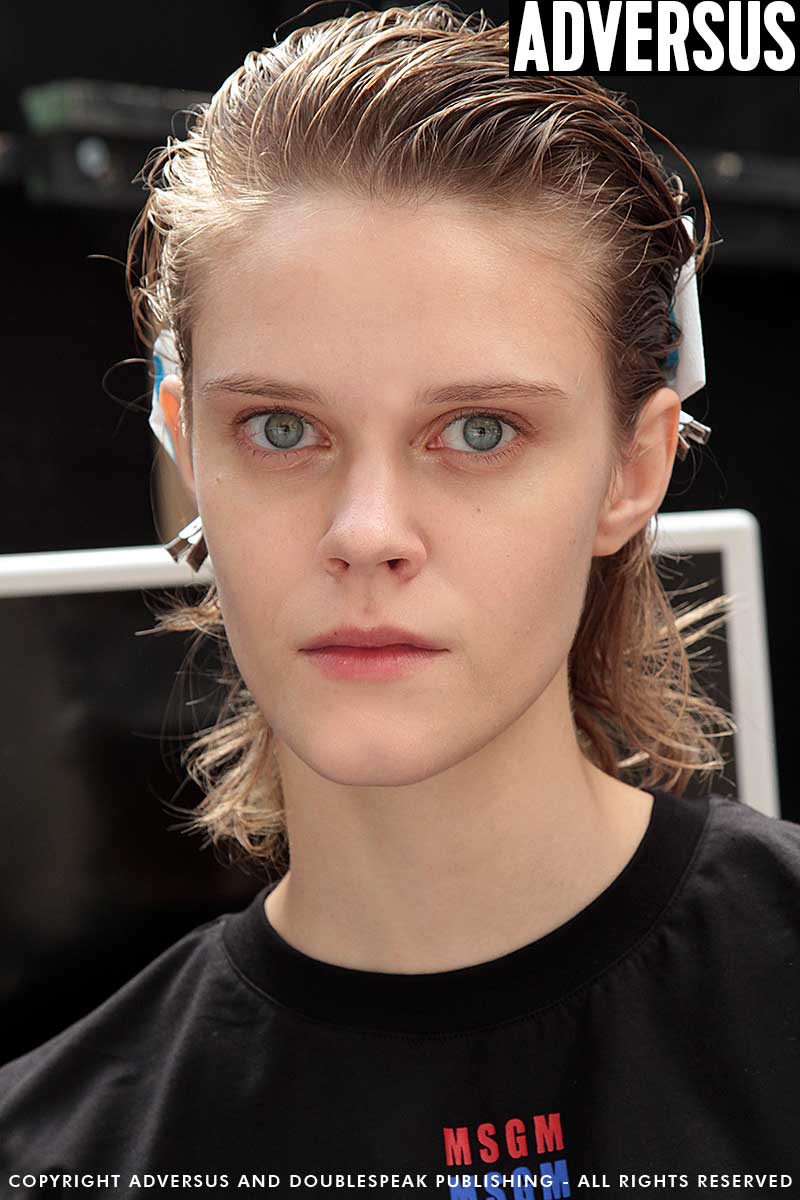 Wet hair looks at the MSGM Summer 2018 Milan Fashion Week - Hair James Pecis - Ph. Charlotte Mesman - Work in progress