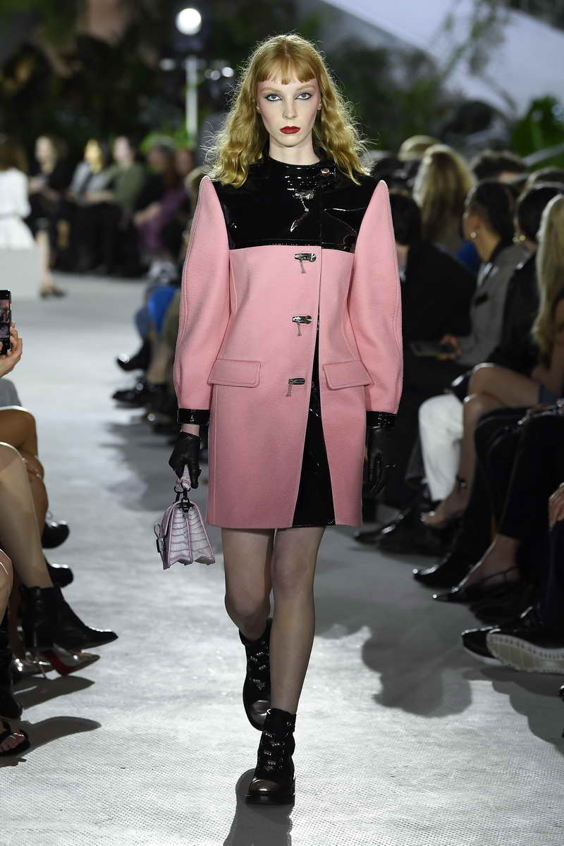 LOUIS VUITTON WOMEN'S CRUISE COLLECTION 2020