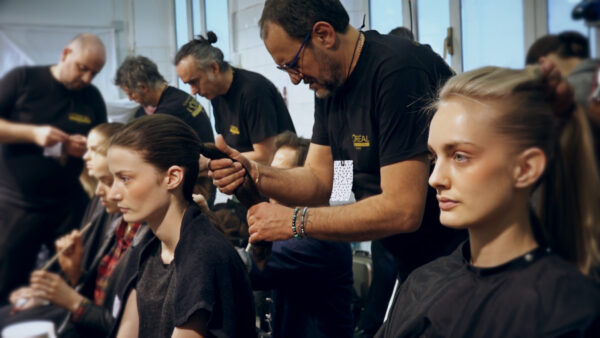 Hair styles: two pony tails to create an elegant chignon with Peter Grey